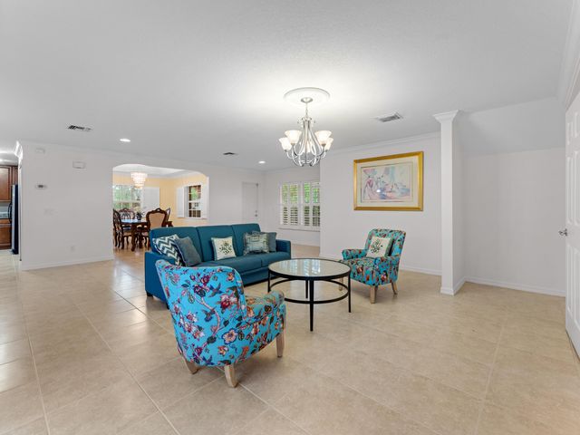 430 SE Thanksgiving Avenue, Port St. Lucie, Port St Lucie, FL 34984