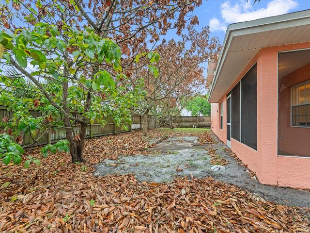 430 SE Thanksgiving Avenue, Port St. Lucie, Port St Lucie, FL 34984