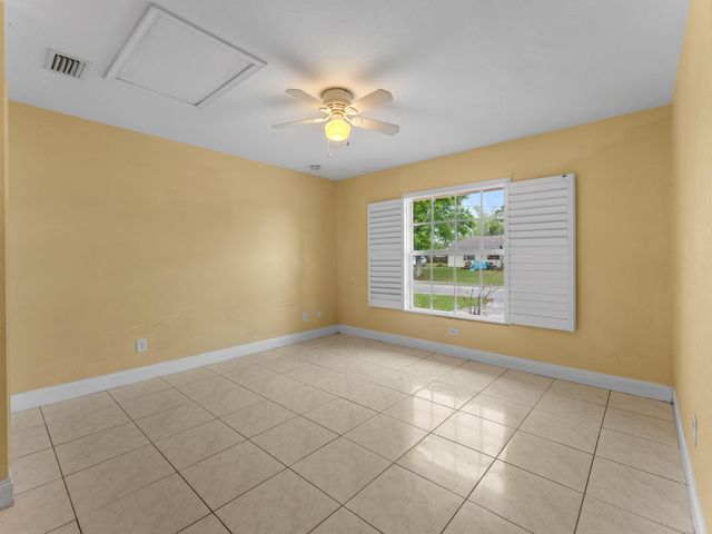 430 SE Thanksgiving Avenue, Port St. Lucie, Port St Lucie, FL 34984