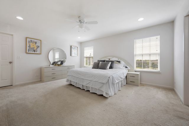 103 Chesterton Drive, Volo, IL 60020