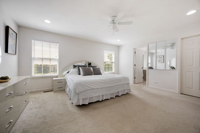 103 Chesterton Drive, Volo, IL 60020