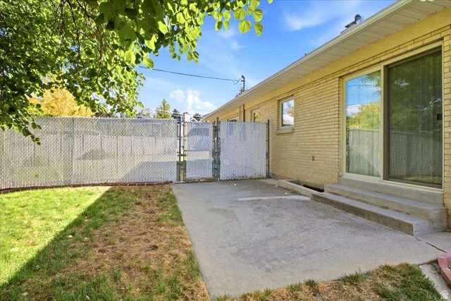 3669 S KIMBARY CIR, Salt Lake City, UT 84109