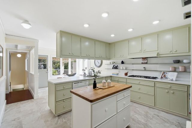 2011 Belle Monti Avenue, Belmont, CA 94002