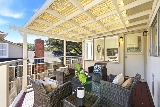 2011 Belle Monti Avenue, Belmont, CA 94002