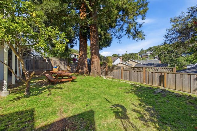 2011 Belle Monti Avenue, Belmont, CA 94002