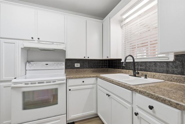 216 4th Street, Joshua, TX 76058