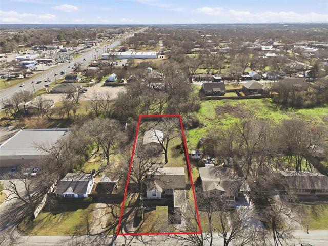 216 4th Street, Joshua, TX 76058