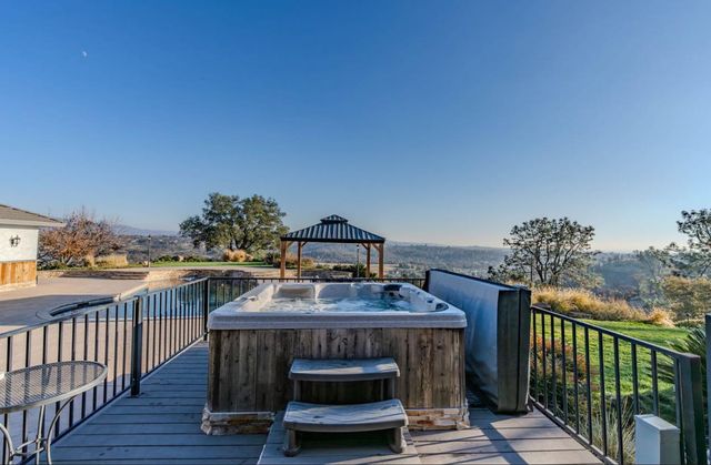 3465 Crestview, Valley Springs, CA 95252