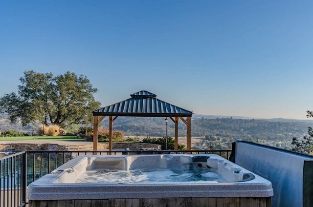 3465 Crestview, Valley Springs, CA 95252