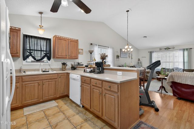 259 Sapling Grove Court, Bristol, VA 24201