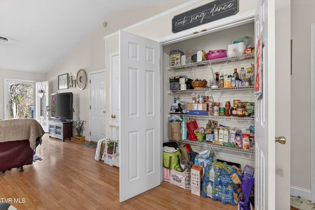 259 Sapling Grove Court, Bristol, VA 24201