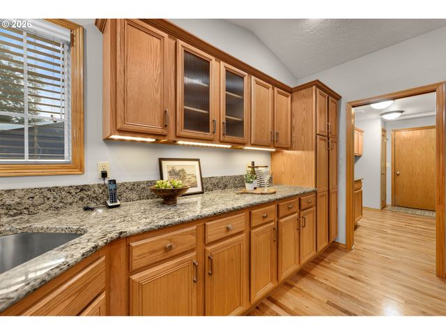 14811 Se GRAHAM Rd, Vancouver, WA 98683