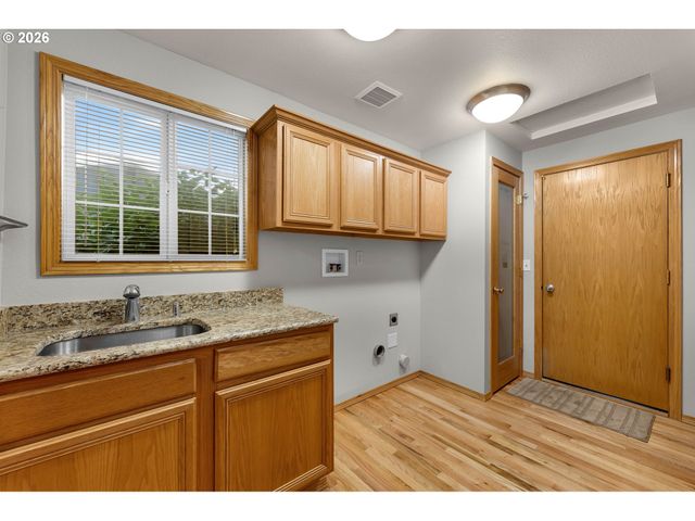 14811 Se GRAHAM Rd, Vancouver, WA 98683