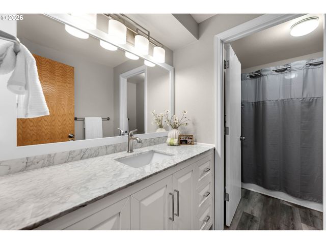 14811 Se GRAHAM Rd, Vancouver, WA 98683