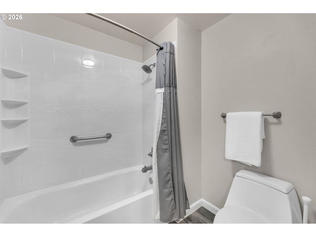 14811 Se GRAHAM Rd, Vancouver, WA 98683