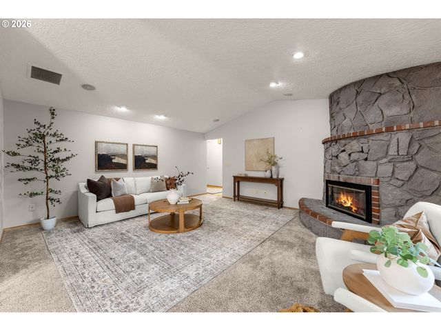 14811 Se GRAHAM Rd, Vancouver, WA 98683