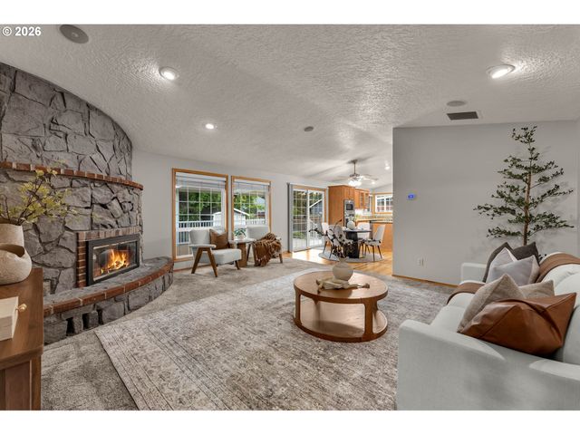 14811 Se GRAHAM Rd, Vancouver, WA 98683