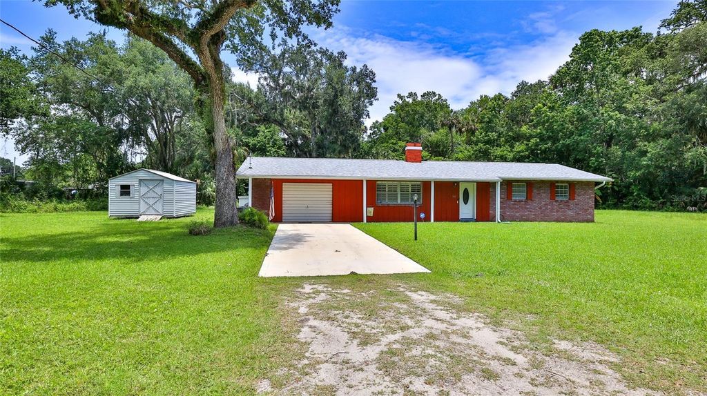 Image 3 of property listing at 585 CORBIN PARK ROAD, New Smyrna Beach, FL 32168