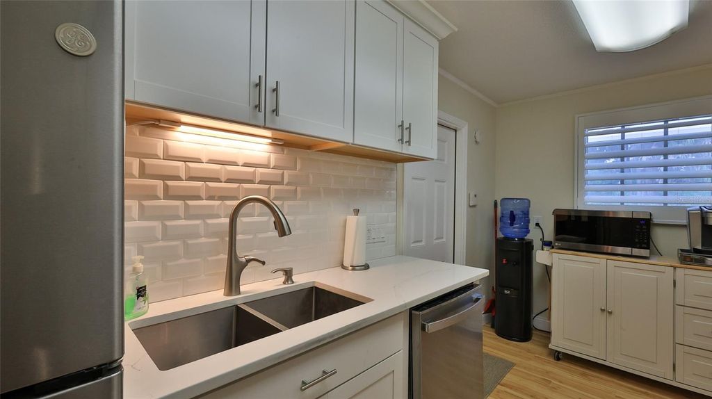 Image 34 of property listing at 585 CORBIN PARK ROAD, New Smyrna Beach, FL 32168