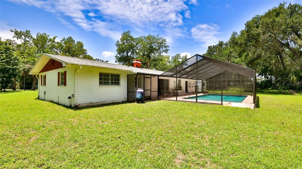 Image 6 of property listing at 585 CORBIN PARK ROAD, New Smyrna Beach, FL 32168