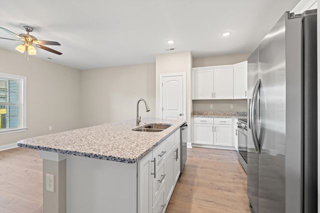 346 Kiskadee Loop Unit E, Conway, SC 29526