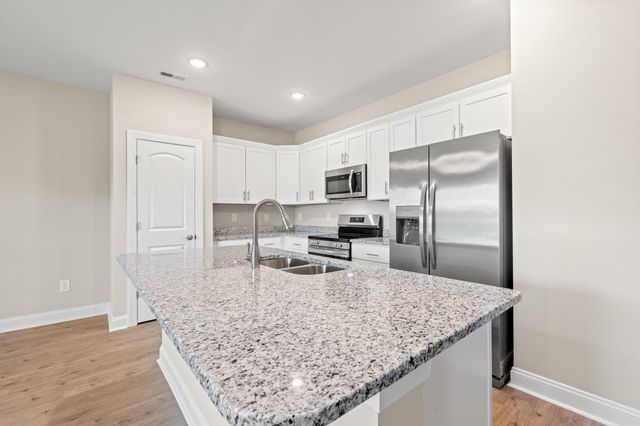 346 Kiskadee Loop Unit E, Conway, SC 29526