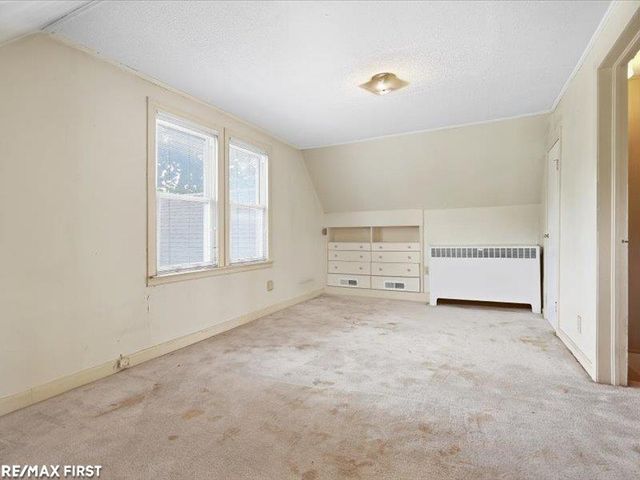 904 Ottawa Drive, Royal Oak, MI 48073