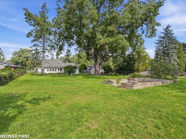 904 Ottawa Drive, Royal Oak, MI 48073