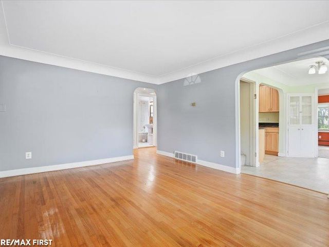 904 Ottawa Drive, Royal Oak, MI 48073