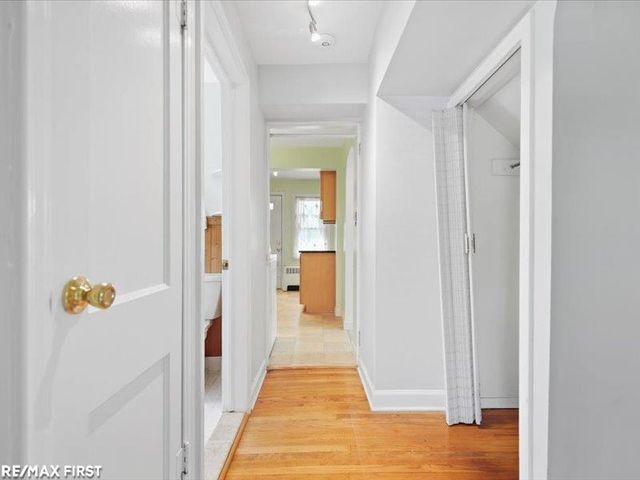 904 Ottawa Drive, Royal Oak, MI 48073