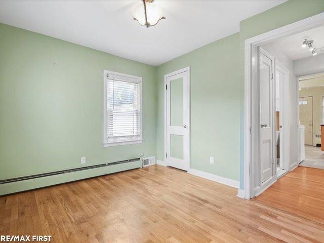 904 Ottawa Drive, Royal Oak, MI 48073