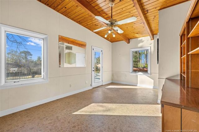 502 W 33rd Street, Lumberton, NC 28358