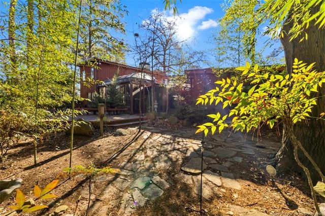 502 W 33rd Street, Lumberton, NC 28358