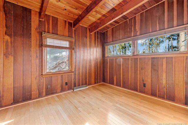 502 W 33rd Street, Lumberton, NC 28358