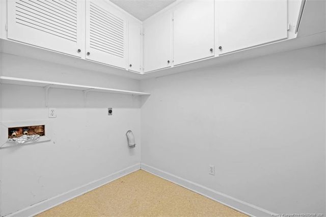 502 W 33rd Street, Lumberton, NC 28358