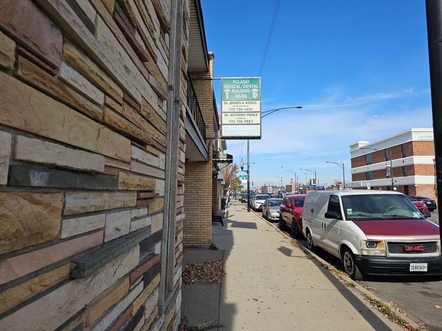5540 S Pulaski Road 1F, Chicago, IL 60629