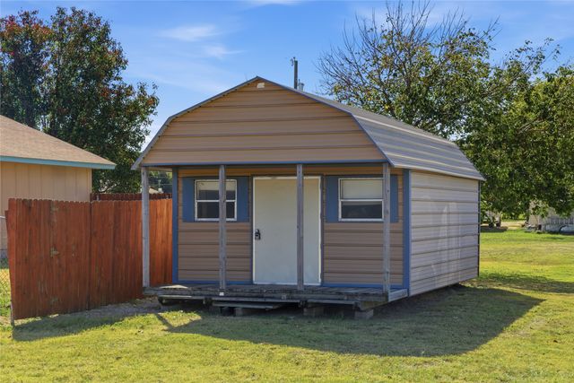 606 Western Drive, Woodway, TX 76712