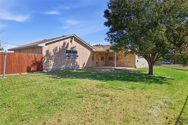 606 Western Drive, Woodway, TX 76712