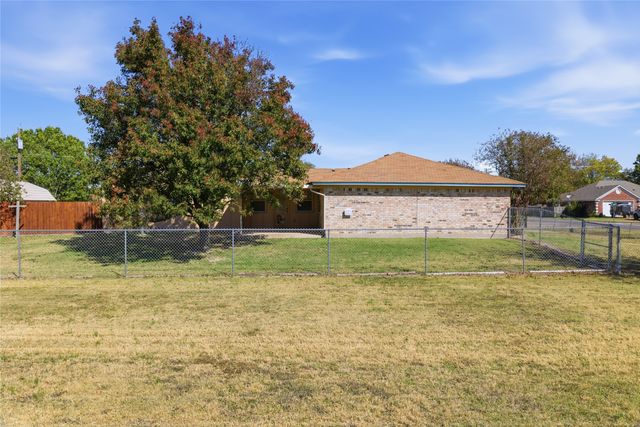 606 Western Drive, Woodway, TX 76712