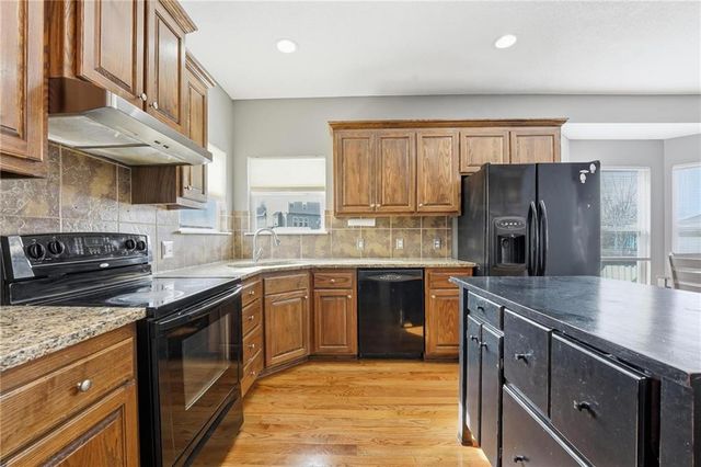 4502 N 121st Terrace, Kansas City, KS 66109