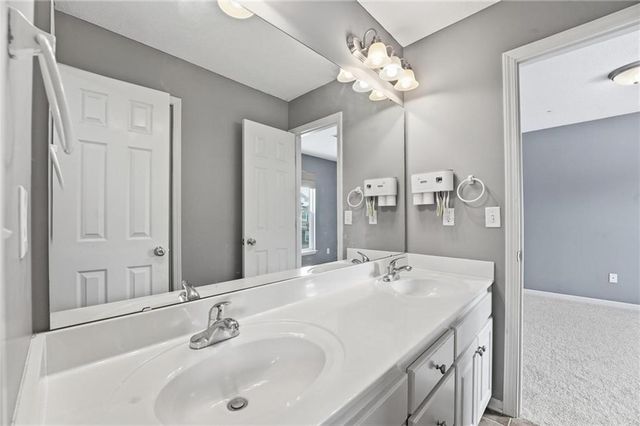 4502 N 121st Terrace, Kansas City, KS 66109