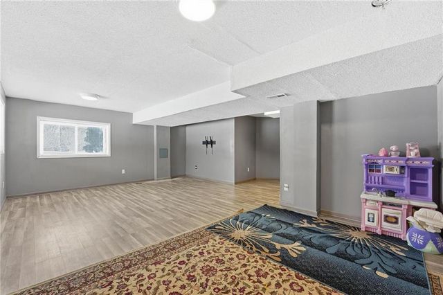 4502 N 121st Terrace, Kansas City, KS 66109