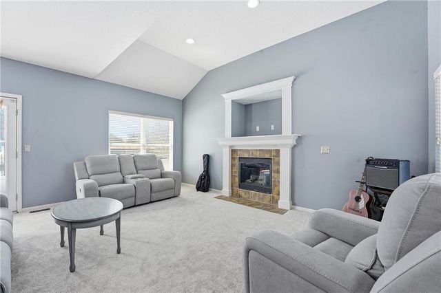 4502 N 121st Terrace, Kansas City, KS 66109