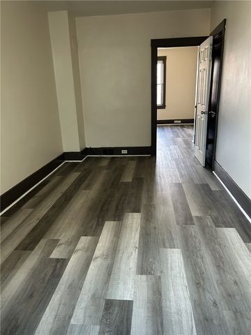 505 Broadway Ave 3, Mckees Rocks, PA 15136