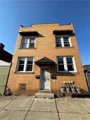 505 Broadway Ave 3, Mckees Rocks, PA 15136