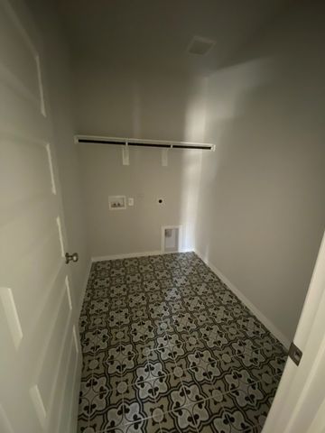 528 Meadow Run Drive, Van Alstyne, TX 75495