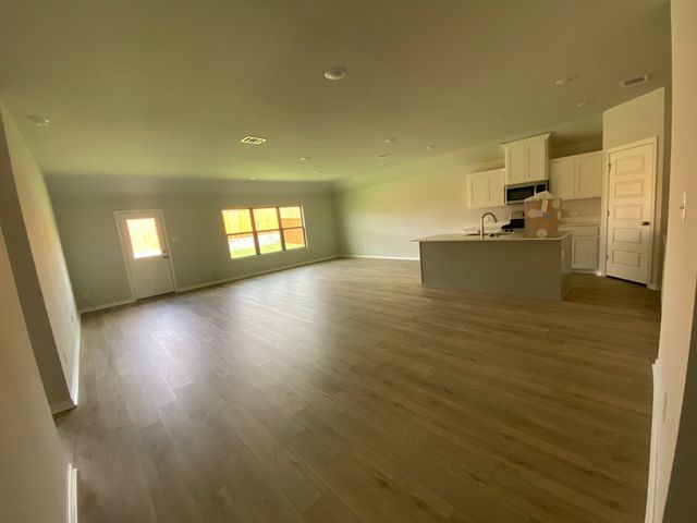 528 Meadow Run Drive, Van Alstyne, TX 75495