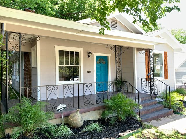 2628 Wilkinson Avenue, Fort Worth, TX 76103