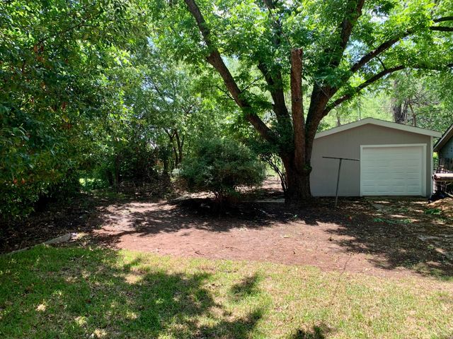 2628 Wilkinson Avenue, Fort Worth, TX 76103
