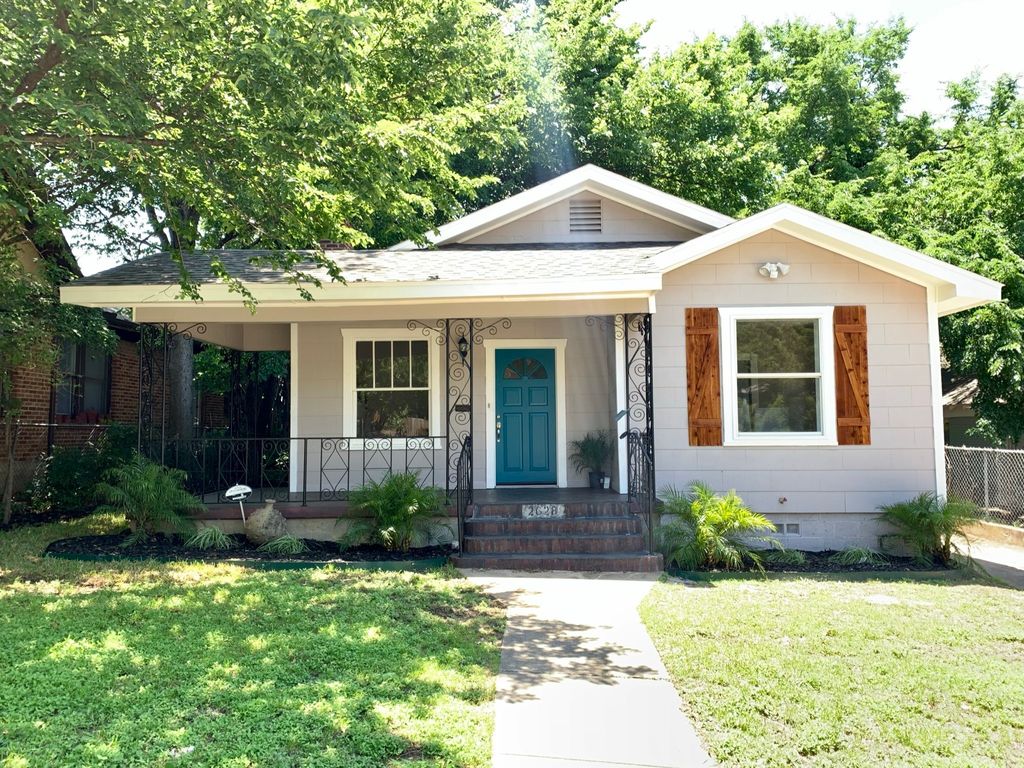 2628 Wilkinson Avenue, Fort Worth, TX 76103